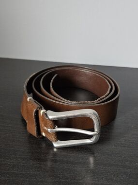 Eddie Bauer Brown Leather Men's Belt with Silver Buckle